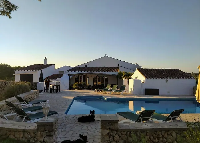 Gemuetliches In Alaior Mit Privatem Pool By Interhome 別荘