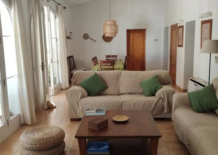 בית נופש Gemuetliches In Alaior Mit Privatem Pool By Interhome *